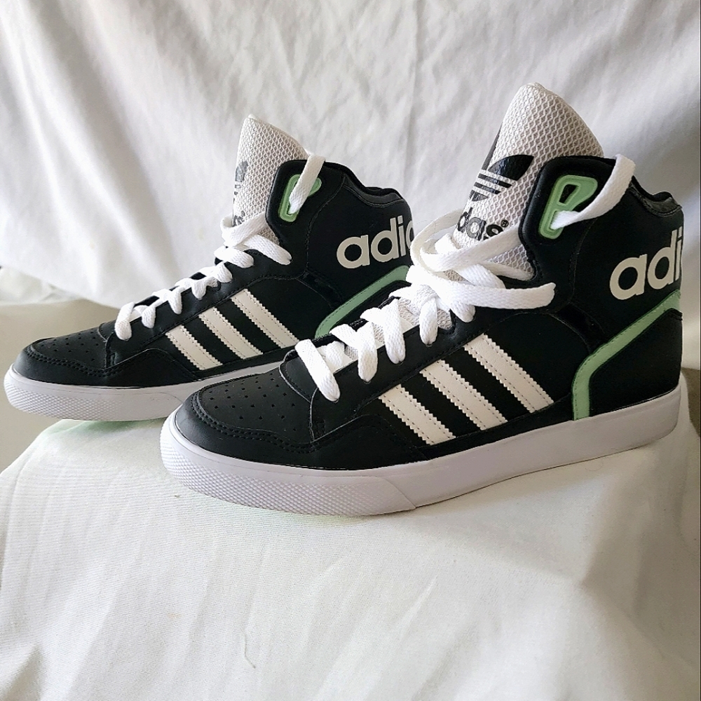 Adidas Extaball Black/Mint S75003 Size 7.5 M/9 F